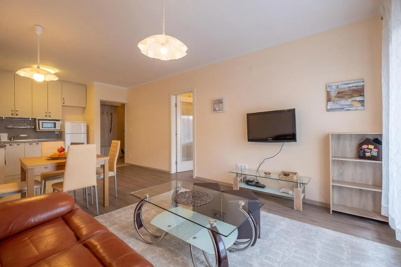 City Apartments - Mall Of Sofia & Metro Station Болгария