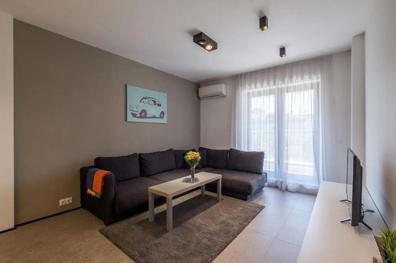 City Apartments - Mall Of Sofia & Metro Station