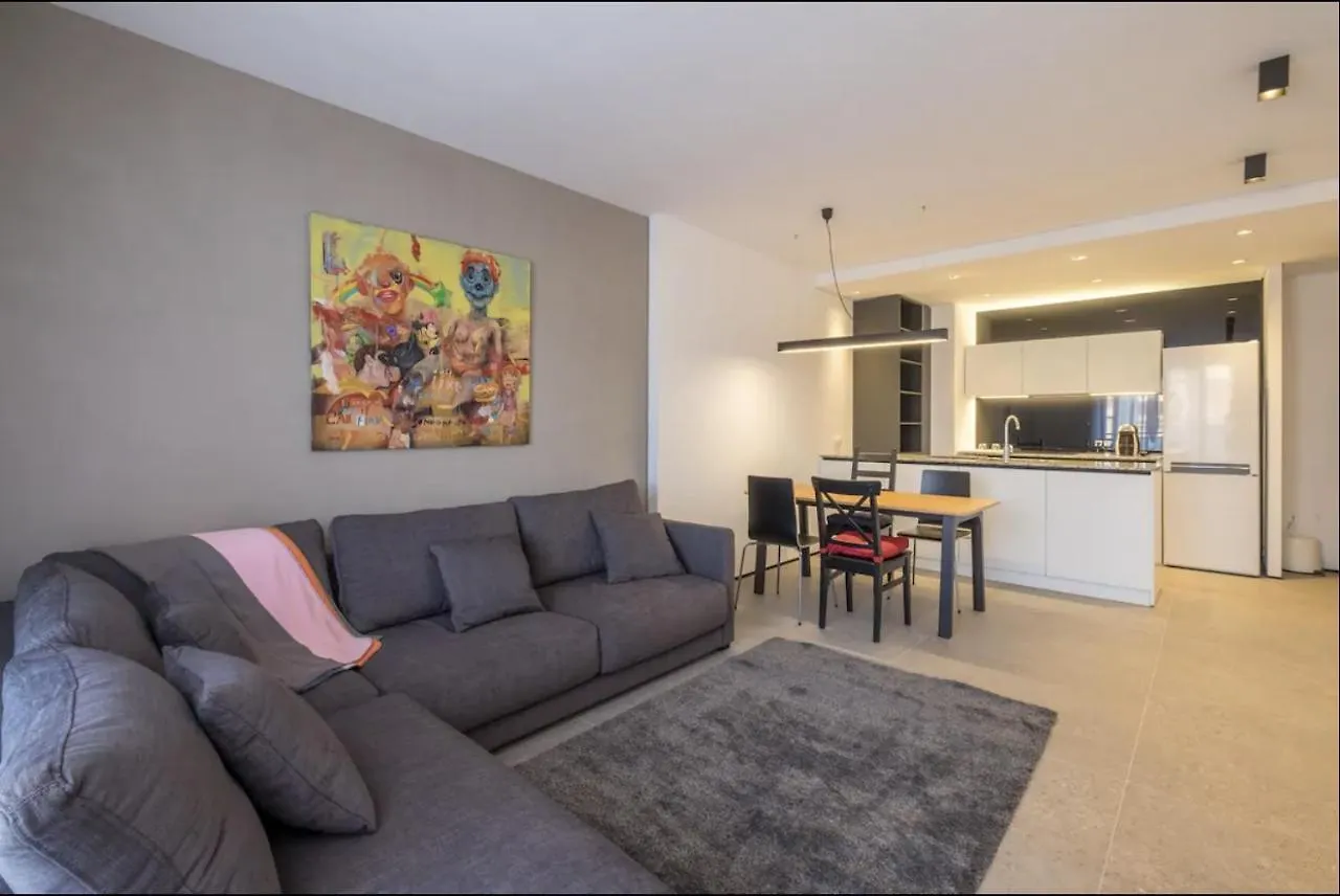 City Apartments - Mall Of Sofia & Metro Station Bulgarije