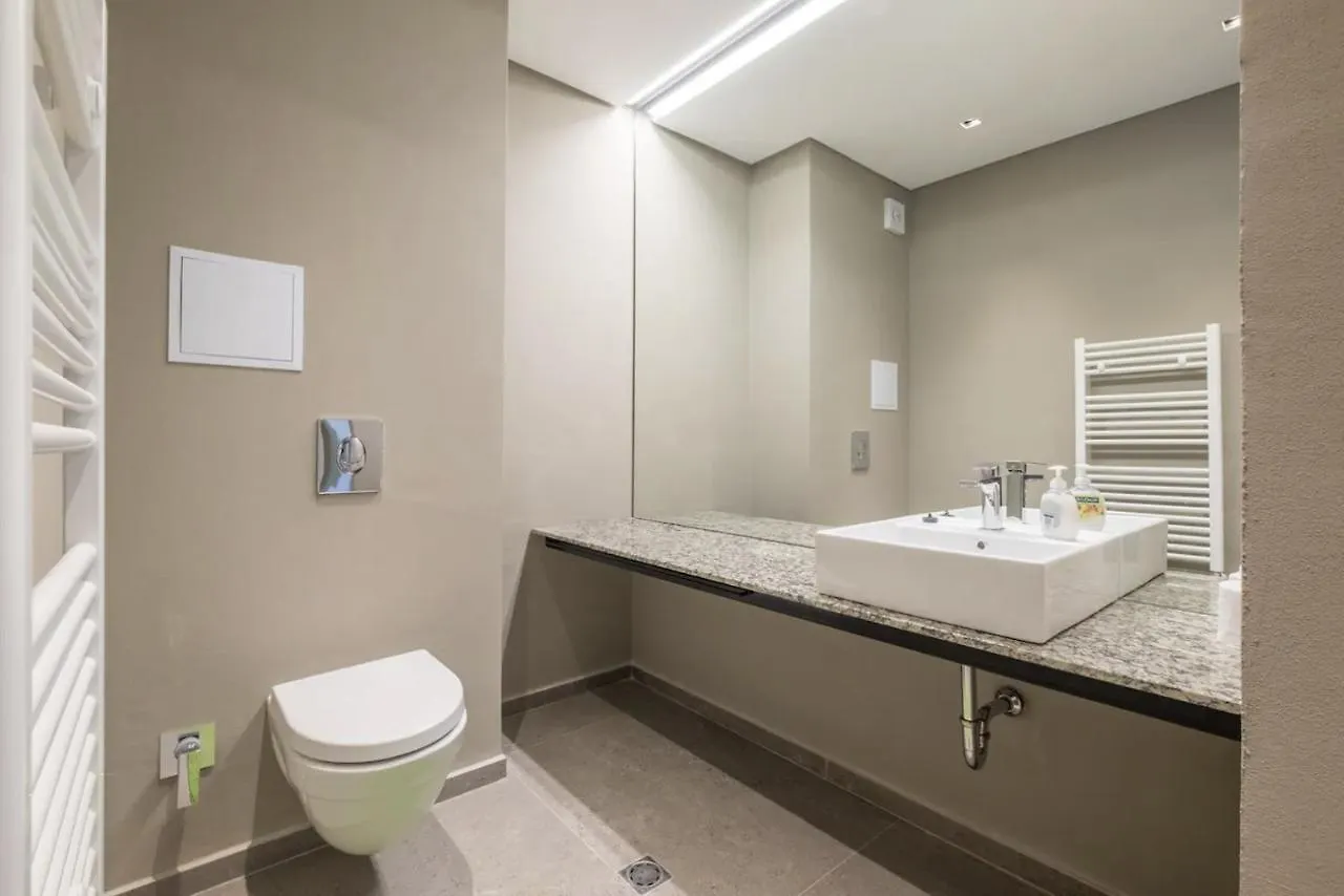 City Apartments - Mall Of Sofia & Metro Station