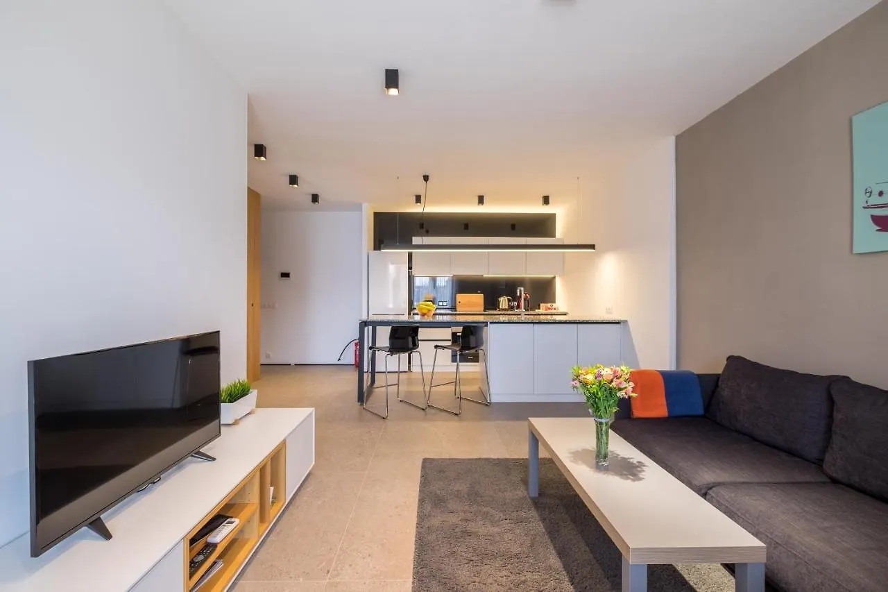 City Apartments - Mall Of Sofia & Metro Station