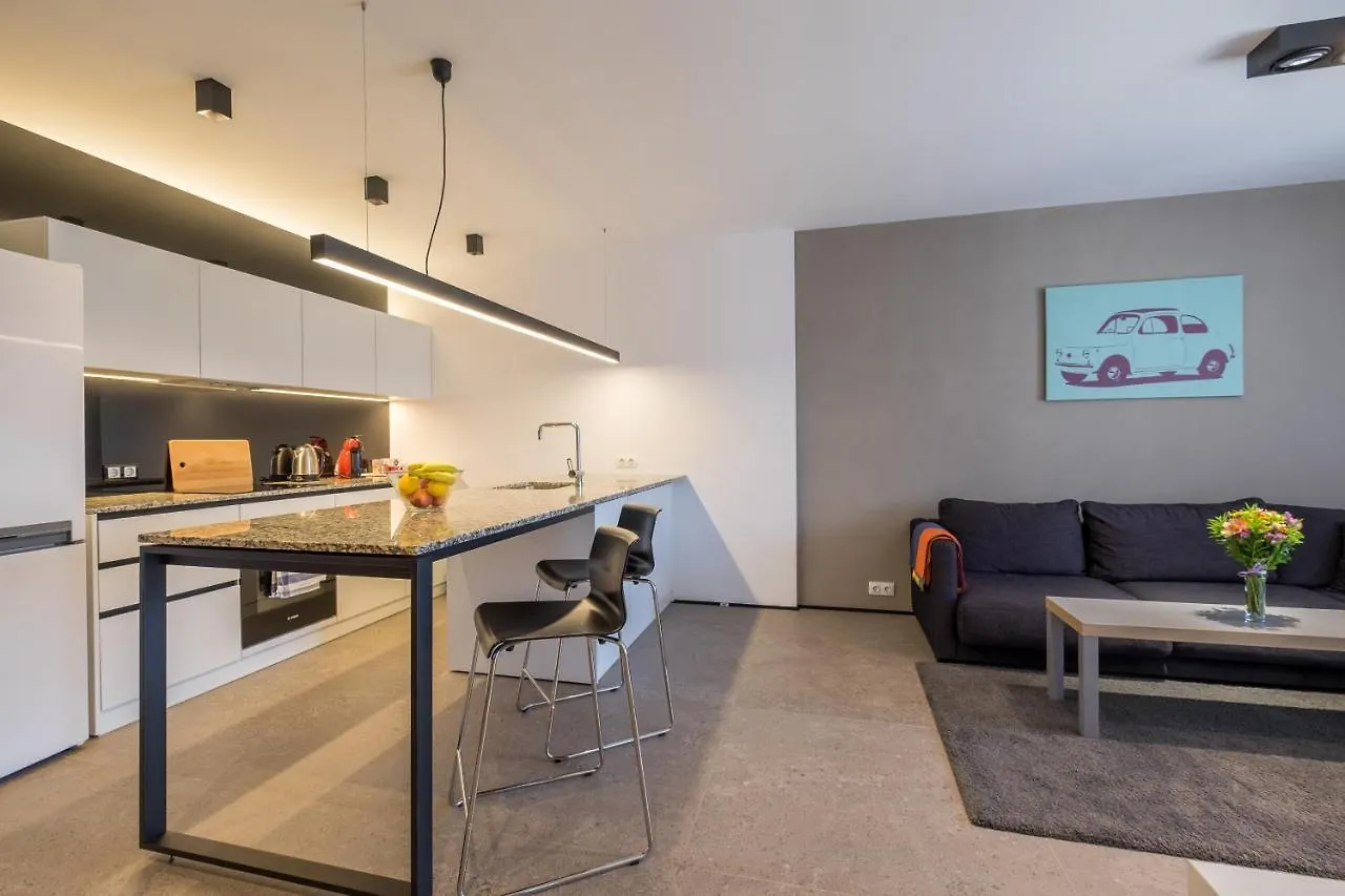City Apartments - Mall Of Sofia & Metro Station
